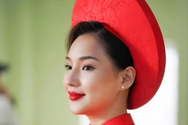 Trước khi tái giá, vợ cố người mẫu Duy Nhân sống ra sao?