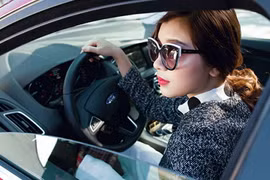 Mất ăn mất ngủ vì vợ thích học lái xe 