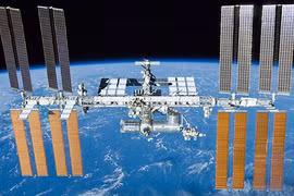 Giới hạn của con người khi bay vào vũ trụ 