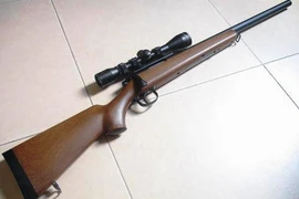 Gã thợ săn bắn chết “đồng nghiệp” vì tưởng … gà rừng