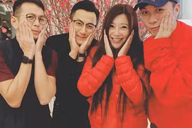 Sau khi ly hôn, Lưu Khải Uy vui vẻ tụ tập bạn bè ngày Tết