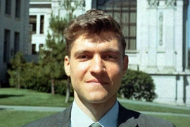 Từ thần đồng toán học Harvard đến kẻ đánh bom hàng loạt 