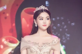 Vẻ gợi cảm của Tường San được dự đoán là á hậu Miss International