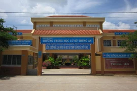 TP HCM: 2 nhà thầu cạnh tranh gói thiết bị tại trường THCS Trung An