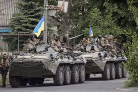 Ukraine chi gần 6 triệu USD mỗi ngày đàn áp ly khai