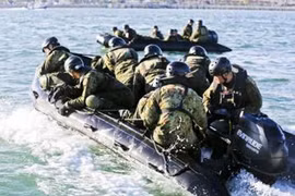 Mỹ đào tạo lính Nhật “tái chiếm đảo”