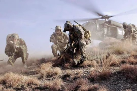 Soi 300 cố vấn quân sự Mỹ sang Iraq