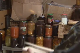 Người dân Ukraine giúp gì cho quân đội lúc này?