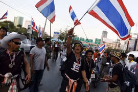 Binh sĩ Thái Lan được phép mặc thường phục từ 14/1