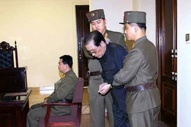 Triều Tiên tử hành 11 quan chức "thân" Jang Song-thaek
