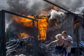 Lộ trình giải pháp cứu miền đông Ukraine được thông qua