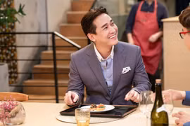 Hứa Vĩ Văn nhiều lần ăn cháo vì tiền cát-xê không đủ sống