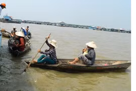 Cuộc sống lay lắt của người gốc Việt ở Campuchia