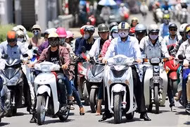 Tránh sốc nhiệt, ung thư da do nắng nóng cần làm những điều này