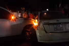 “Ô tô điên” Mazda náo loạn đường phố, gây tai nạn kinh hoàng 