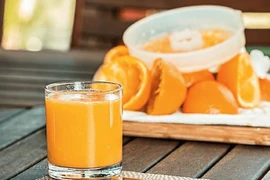 10 loại thức uống đơn giản tự tay làm giúp giảm cân nhanh