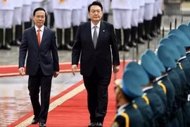 Chủ tịch nước Võ Văn Thưởng chủ trì lễ đón Tổng thống Hàn Quốc Yoon Suk Yeol