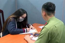 Xử phạt cô gái chuyển hướng cuộc gọi đến đường dây nóng Bộ Công an