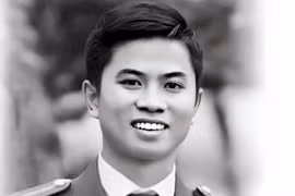 Truy tặng Huy hiệu Tuổi trẻ dũng cảm cho đại úy Trần Trung Hiếu