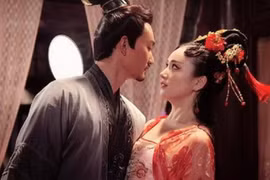 Phan Ngọc Nhi có đôi chân kỳ lạ thế nào mà mê hoặc hoàng đế? 