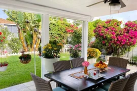 Cựu giảng viên Việt làm chốn "lưu giữ hương vị Việt" trên đất Mỹ