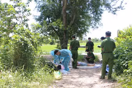 Thi thể chằng chịt vết đâm cạnh nhà máy rác tố tội ác kinh hoàng