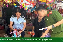 Tiêu hủy hàng nghìn đồ chơi trẻ em không rõ nguồn gốc trước tết Trung thu