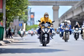 Nắng nóng gay gắt ở khu vực Bắc Bộ có khả năng kéo dài 