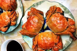 Cua "quý tộc" của Trung Quốc tràn chợ Việt, giá gần 1 triệu đồng/kg