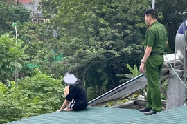 Trưởng Công an xã ở Vĩnh Phúc giải cứu cô gái có ý định tự tử