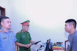 Dùng cốc thủy tinh đánh người nhập viện vì mâu thuẫn ở Hà Tĩnh