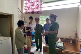 Hà Nam: Cháu gái lừa người thân xem bói, chiếm đoạt 1,5 tỷ đồng