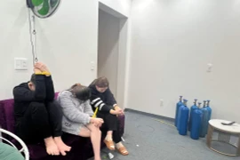 Vĩnh Phúc: Phát hiện 15 nam, nữ đang “thách loạn” trong khu đô thị