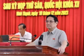 Thủ tướng tiếp xúc cử tri tại Cần Thơ giải đáp nhiều thắc mắc 