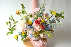 Vài bước đơn giản để có bình hoa đẹp để trang trí nhà