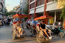 Du lịch Hà Nội vượt xa chỉ tiêu đón khách năm 2022