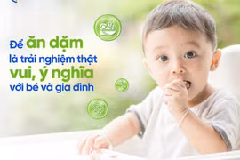 Cách giúp trẻ bắt đầu ăn dặm suôn sẻ, vui vẻ