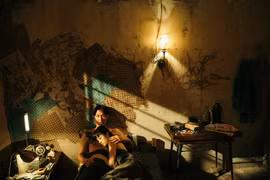 Bom tấn Thanh Sói: Hành động nghẹt thở, tình cảm bi thương xúc động