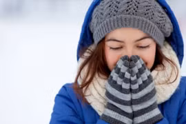 Công thức giữ ấm với 3 lớp áo ngay cả khi trời đổ tuyết