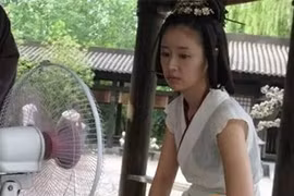 “Cười rụng rốn” hậu trường phim cổ trang ngày nóng