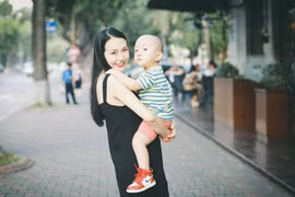 Vợ Tuấn Hưng bầu 6 tháng vẫn đẹp ngất ngây