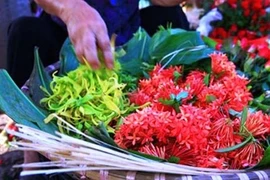 Những loại hoa không nên dâng cúng lên bàn thờ