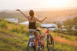 Ảnh: Vẻ đẹp ma mị của hoàng hôn và bình minh trên hồ Trị An