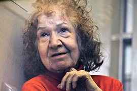 Tội ác rùng rợn của lão bà người Nga thạo ba ngoại ngữ