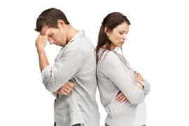 Những bí mật vợ chồng không bao giờ nên tiết lộ