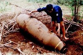 Rùng rợn từ lời kể của người chuyên cưa bom