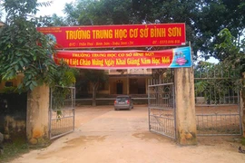 Phó hiệu trưởng dẫn 6 nữ sinh đi hát karaoke nói gì?