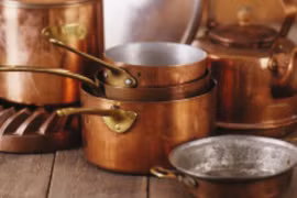 Điểm mặt dụng cụ nhà bếp hay dùng nhưng cực nguy hiểm