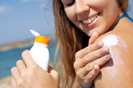 4 sai lầm tai hại khi sử dụng kem chống nắng