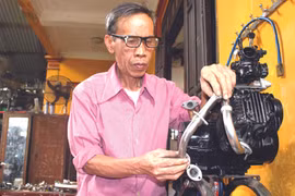Nhà sáng chế chân đất và thiết bị tiết kiệm xăng cho xe máy